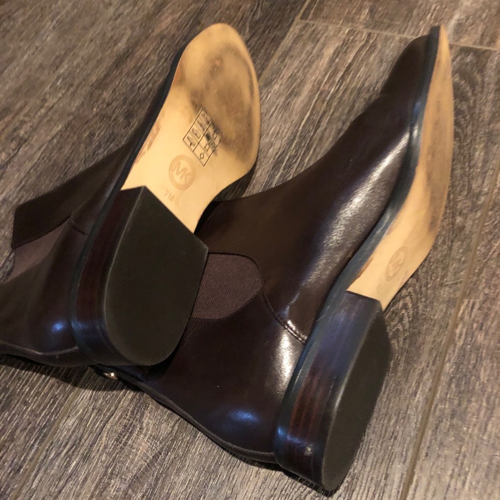 michael kors ankle boots - Picture 2 of 4